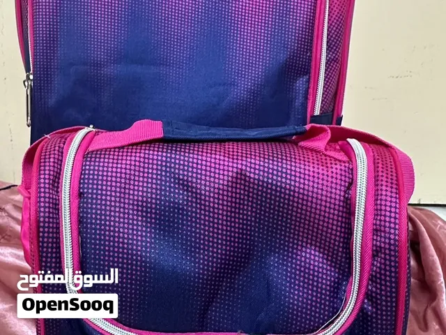 شنطه جديده للمدراس مع مقلمه و لانش باج