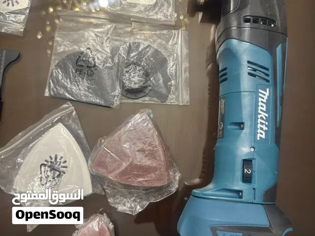 Makita multi tools with Tools Kit