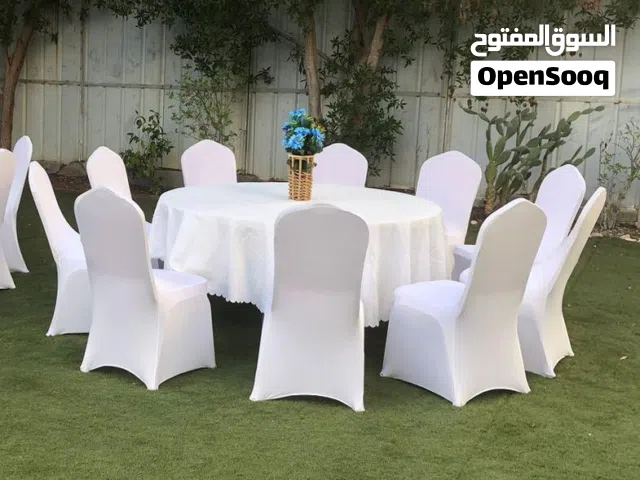 كراسي وطاولات للإيجارChairs and tables for rent