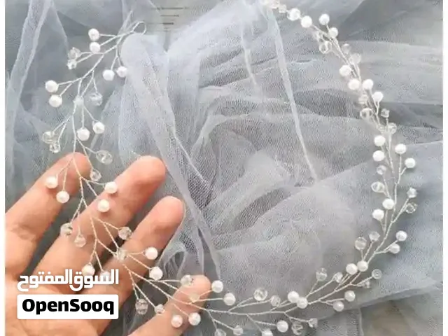 اكسسورات تقليدية وعصرية ممصم بكل إتقان وحب وبنقاش التفاصيل مع المشتري وممكن نتعامل مع ناس المحلات