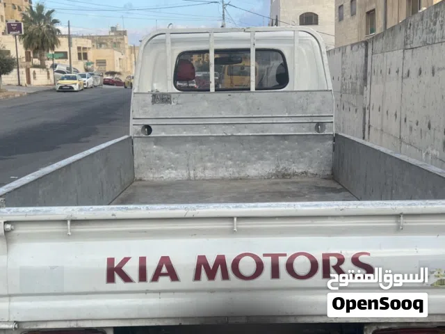 بكم بنجو 2002 كبينة وربع