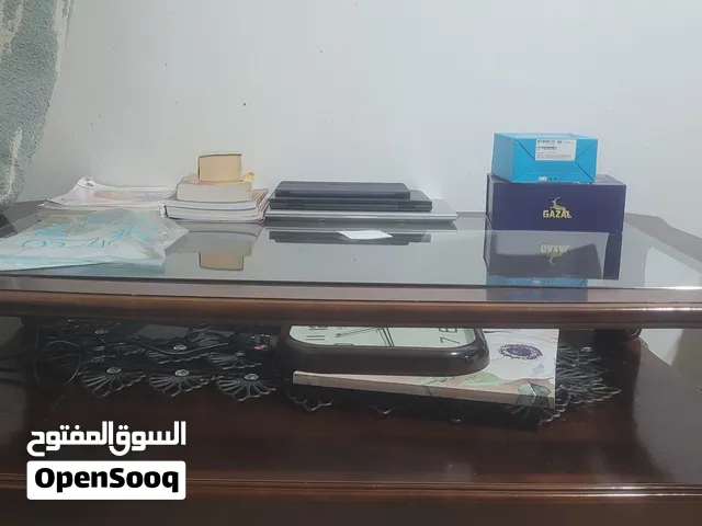 طاولة خشبية أصلية