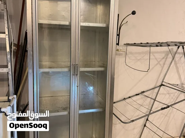 للبيع كبت مطبخ المنيوم صافي مع زجاج نضيف جدا