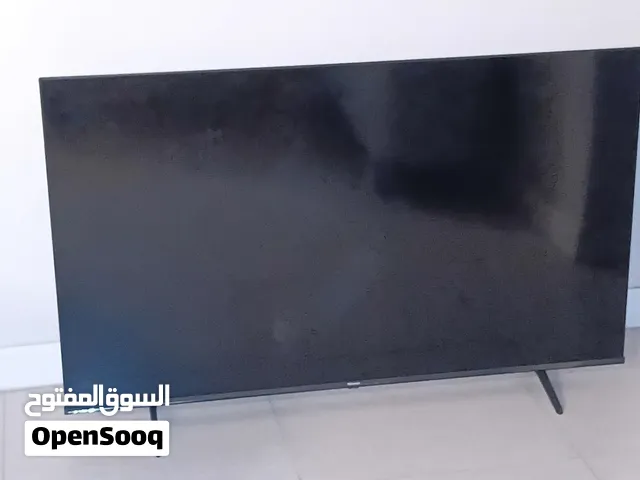 تلفزيون هايسنس 58 بوصه ذكي ، اخو الجديد ( شاشه مكسورة ) للبيع ،،،