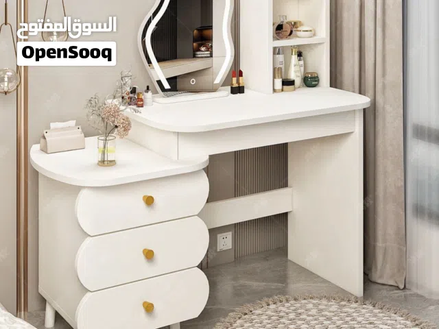 مع المرايه او  بدون مرايه  المرايه بإضاءة LED بثلاثة ألوان مختلفة