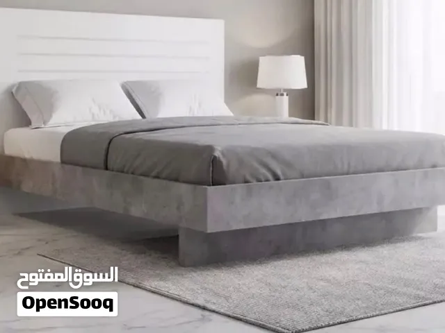 New king bed use only 3 months
