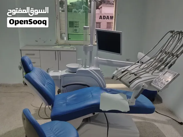 كرسي أسنان +كومبريسر  في حاله ممتازه. موديل 2020