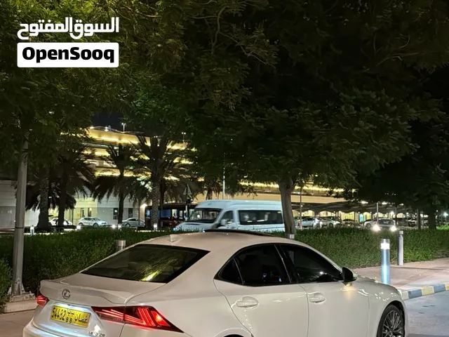 للبيع Is200t