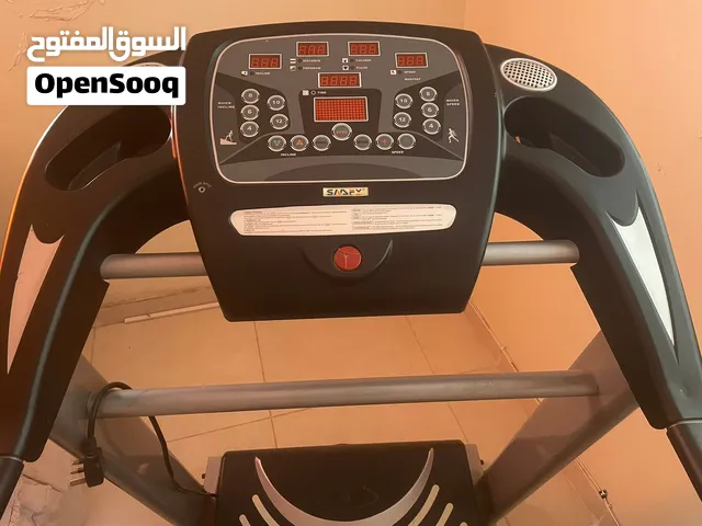 سير كهربائي مستعمل يعمل على جميع السرعات وايضا بالارتفاعات