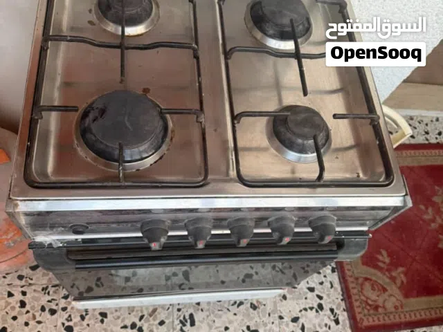 غاز اربعه روس تركي واستعمال نظيف  كوشه تخدم فوق و لوطه فيه ولاعه كهربائيه