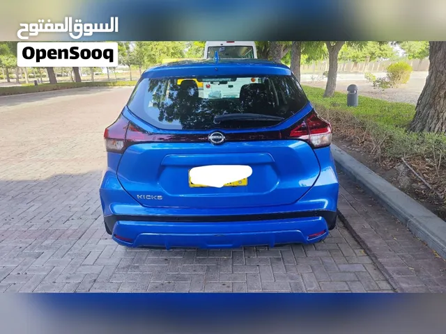 نيسان كيكس