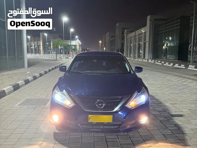 Used Nissan Altima in Dhofar