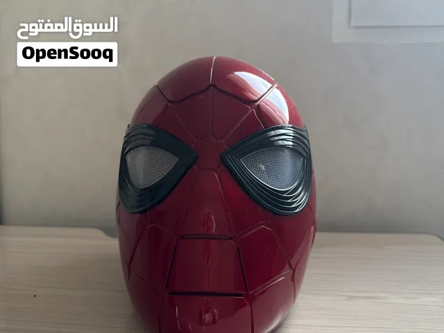 مجسم رأس سبايدرمان بتصميم أنيق وحلو مع ليتات العيون (احمر ، ازرق ، ابيض عادي) مستعمل لمدة قصيرة