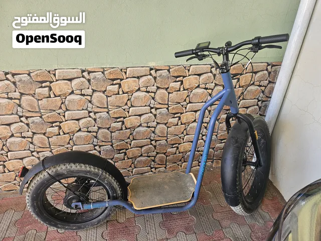 اسكوتر كهربائية ماركة اسباني القيمة جديد من البلد المنشأ