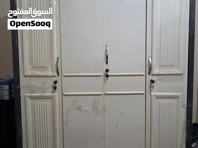 دولاب / كبت للبيع
