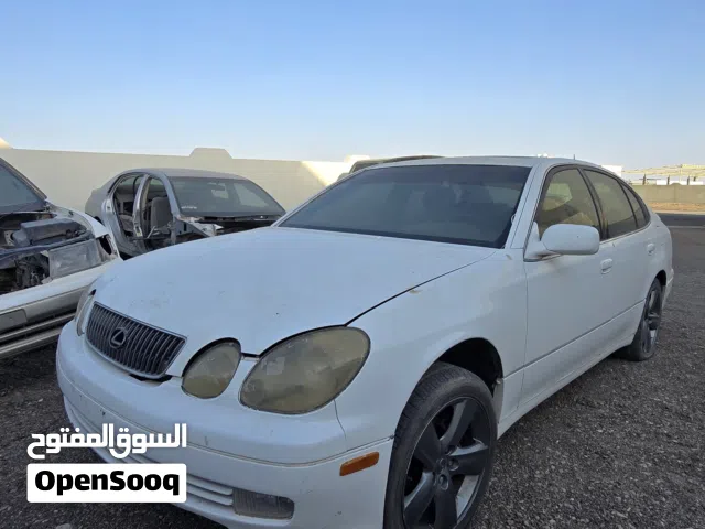 قطع غيار لكزس جي اس 2003