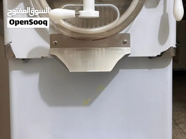 مكينة تصنيع ايس كريم