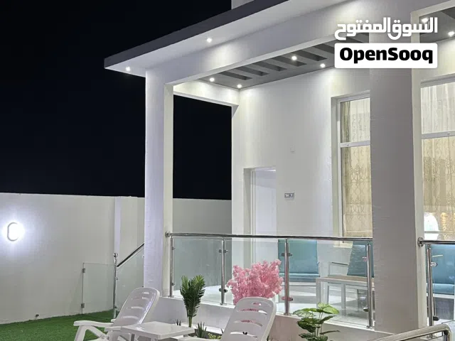 فيلا للإيجار 100متر فقط عن البحر
