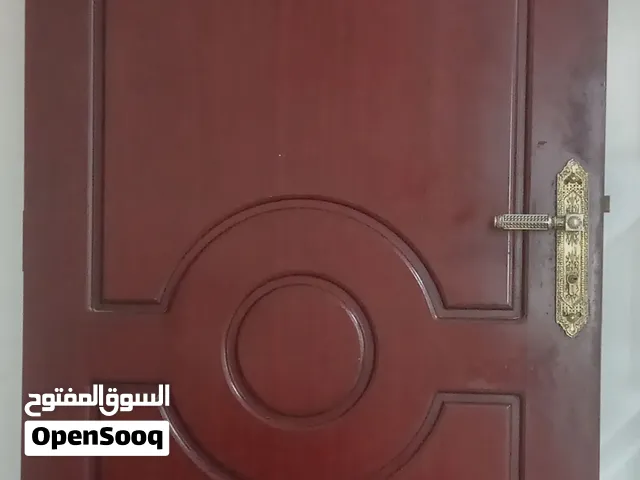 أبواب خشب مستعمل
