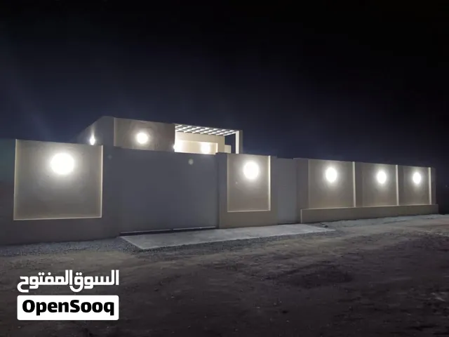 فرصه استثماريه ذهبيه منزل للبيع بجانب الكليات