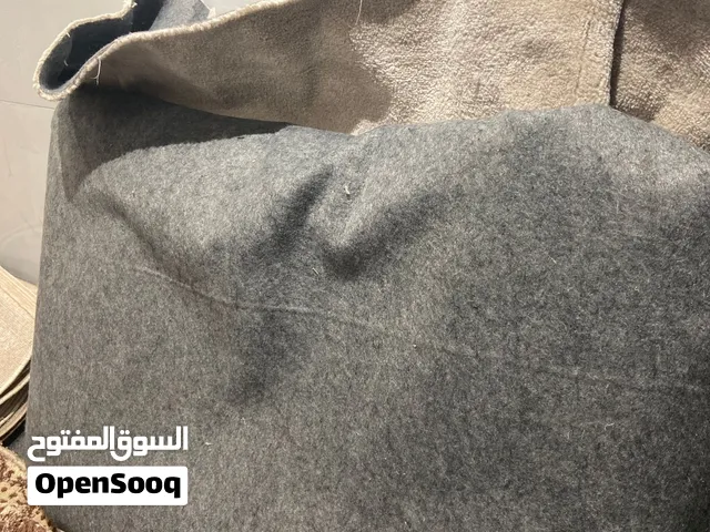 موكيت للبيع ثلث قطع