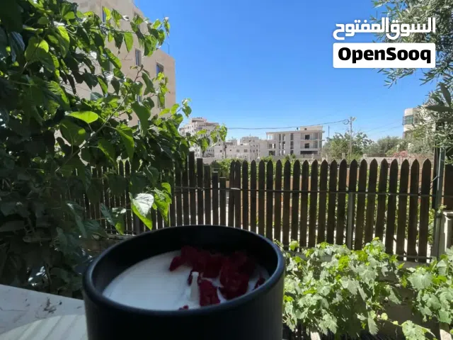 شمع برائحة الفانيلا الفواحه