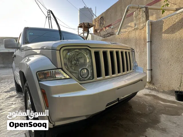 Jeep لبرتي2009