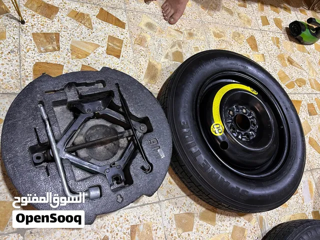 تاير احتياط و جك