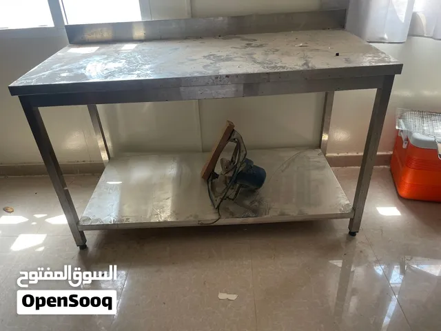 طاولة ألمنيوم عالية الجودة