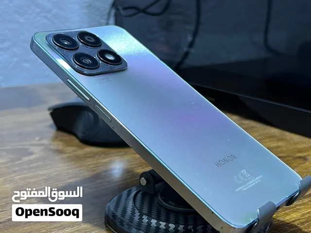 هونر x8a للبيع بسعر مناسب و نضافه حلوه و ممتازه الجهاز كلشي شغال بي على فحصك ما مبدل اي قطعه وصف مهم