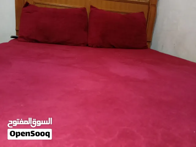 غرفة نوم خشب أصلي للبيع – تصميم مغربي أنيق وفخم