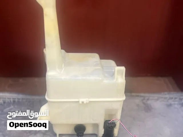 للبيع دبه ماي مساحات افالون من موديل 2000 ال̲ى 2004