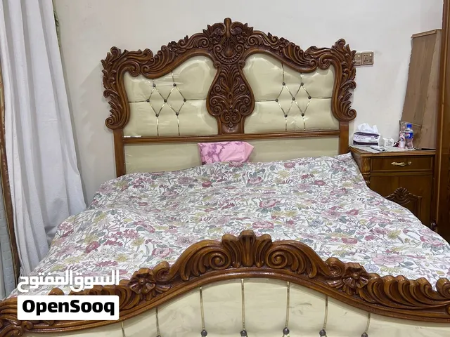 غرفه نوم تفصال للبيع سعرهه 3 مليون الموشراي لا يتعبني الجربايه زان مصري والباب سمكه 5سانتيم الغرفه م
