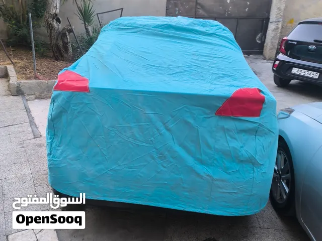غطاء سيارة ضد الماء