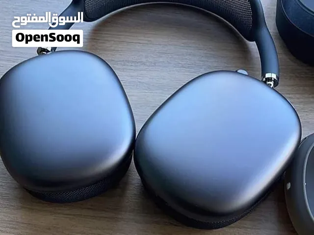 AirPod maxes