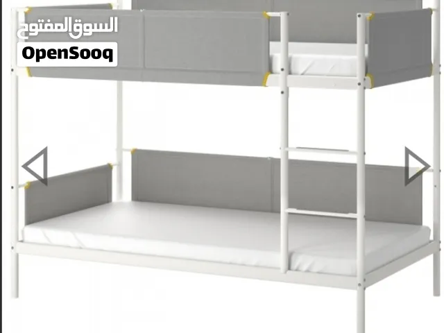 ( للبيع المستعجل) سرير طابقين من حديد مستعمل قابل للتفاوض