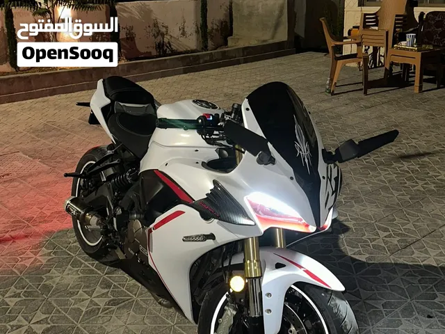 Qjmotor SRK600RR 2023