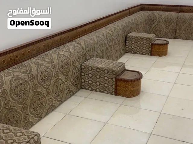 للبيع جلسه ارضيه سفينج البغلي بحالة جيده