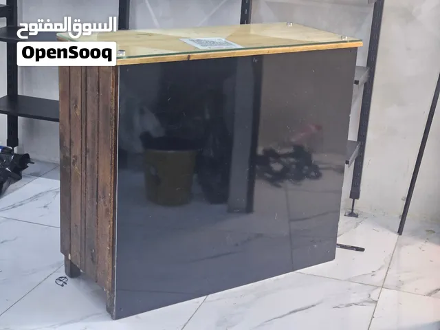 كاونتر تخزين وعرض الملابس وغيرها