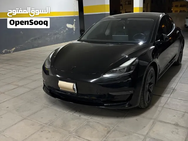 تسلا 3 2022