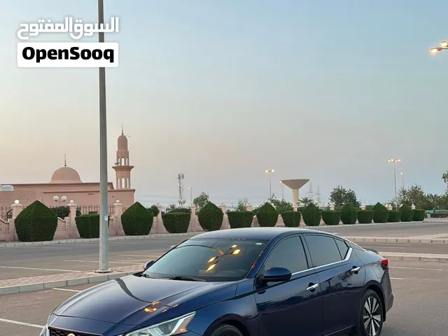 Used Nissan Altima in Al Batinah