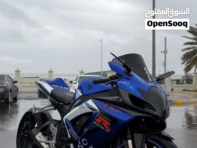 750 مديل 2006 ماشي 37 الف عليه كورات الوكاله نظيفه جدا