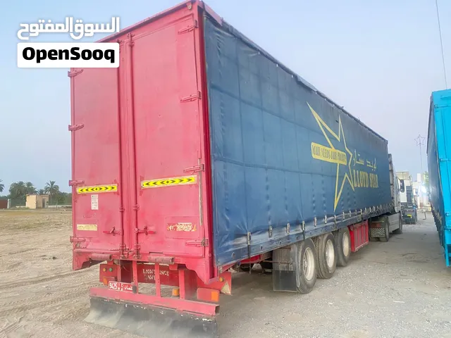 Tarpaulin 3 axle Trailer 45 feet for Rent