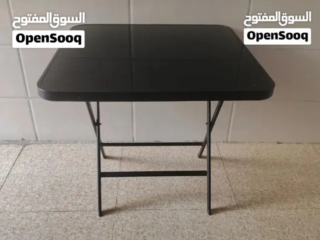 طاوله طعام زجاج جديده ونظيفه