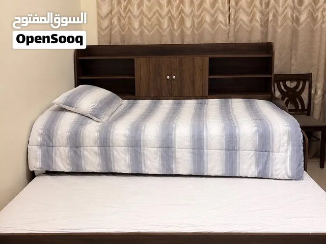 تخت لشخصين استخدام سنة