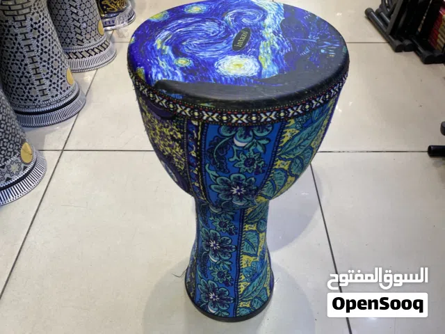 موسيقى الات ايقاعية ا طبلات  موديلات افريقية باشكال مميزة والوان مختلفة صوت قوي مع شنتة متوفر توصيل