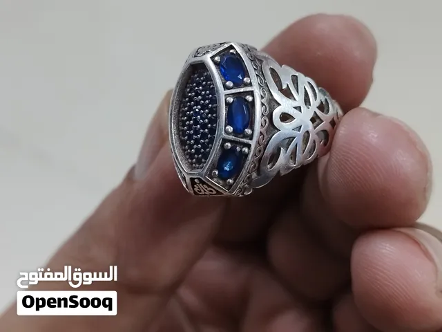 925 Silver ring with blue sapphire stones