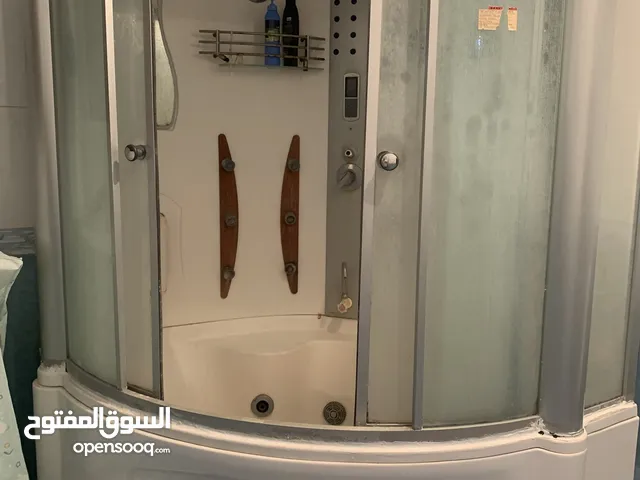 جاكوزى وحمام بخارى وساونا ودوش حجم كبير 1.5& 1.5 كل شئ شغال