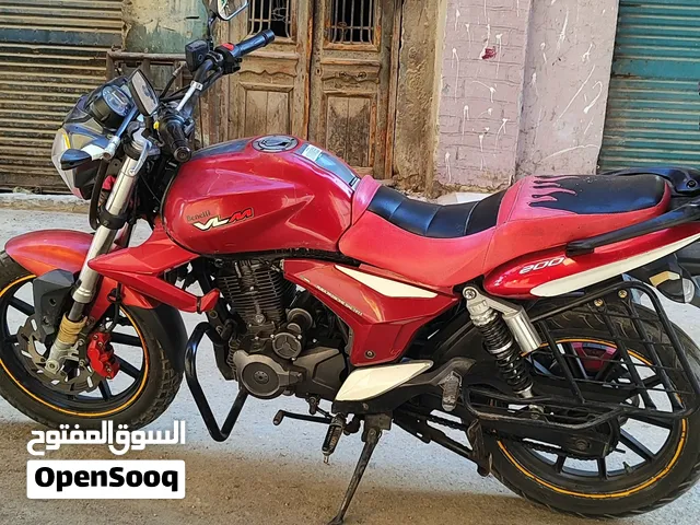 موتوسيكل بينلى ايطالى vlm200cc بيتى جدا حالة ممتازة التفاصيل فى صور الاعلان
