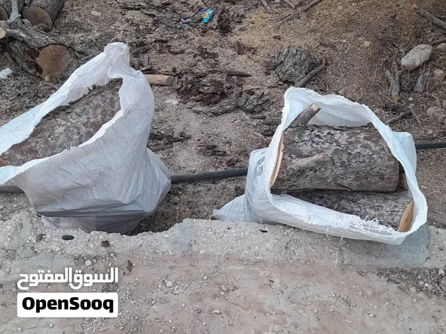 حطب للبيع على الشوال ويوجد خدمات قص الاشجار وتنسيق الحدائق بأسعار جيدة
